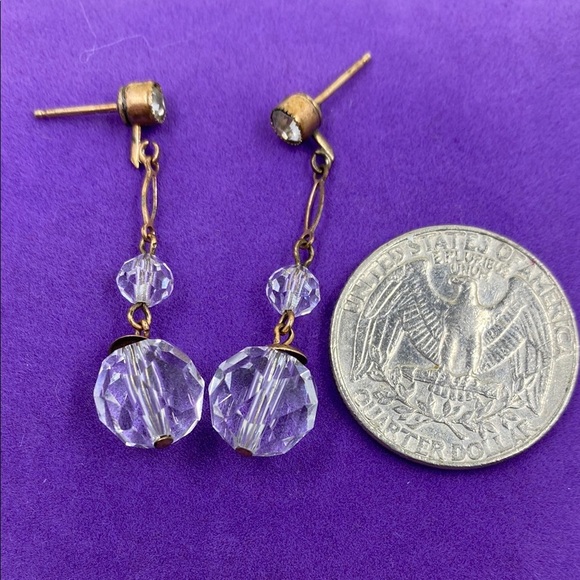 💛 Antique Gold Filled Crystal Drop Earrings - Picture 3 of 5